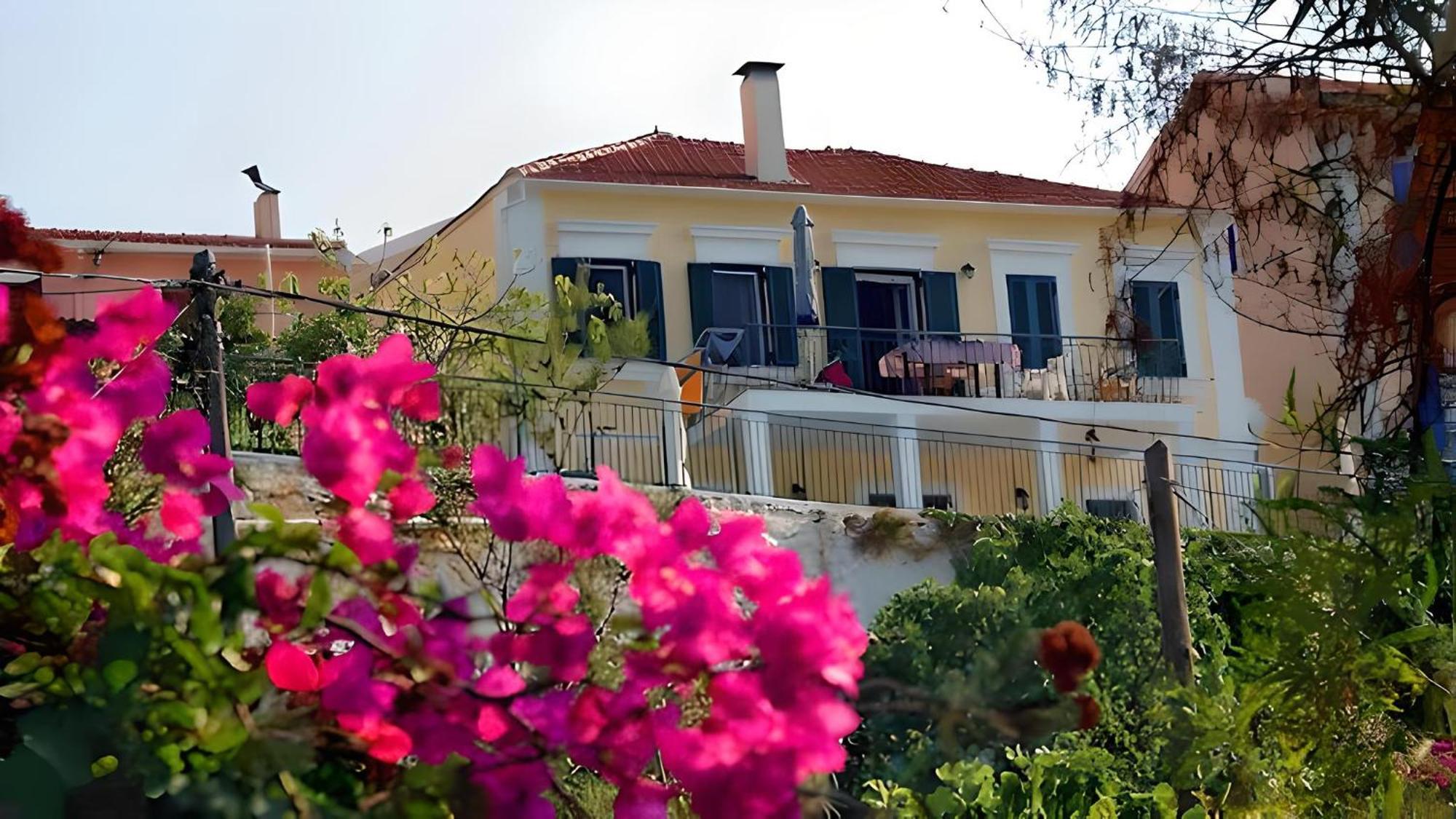 Dionos Villa Asos Esterno foto
